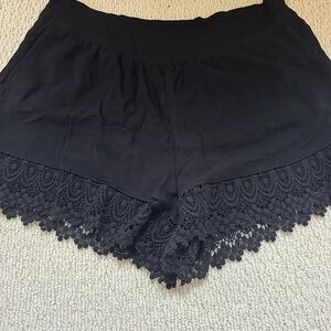 Black summer shorts with lace detail trim, lined, size xl